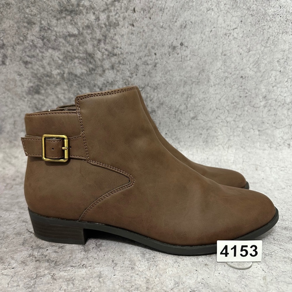St. John's Bay Ryder Ankle Booties Women 9 Brown Faux Leather Buckle Side Zip